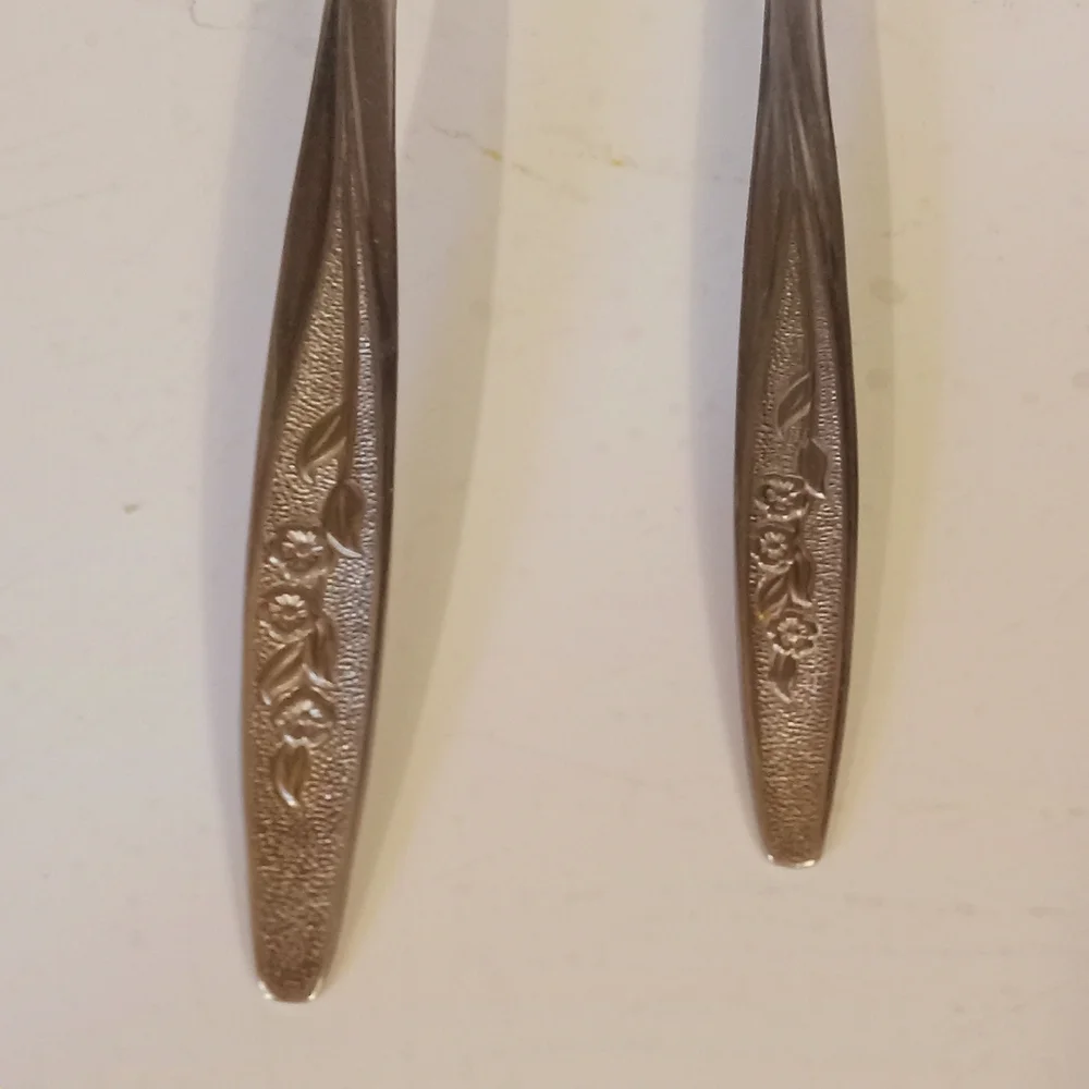 International Superior RADIANCE ROSE Spoons Lot Of 2